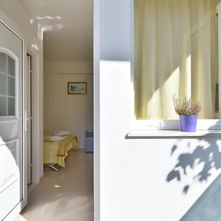 בית הארחה Adria 3*