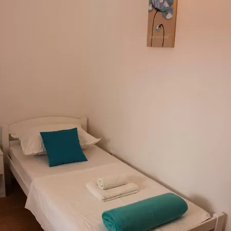 בית הארחה Adria 3*