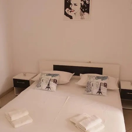 בית הארחה Adria 3*