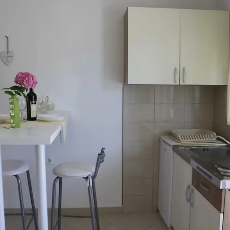 בית הארחה Adria 3*